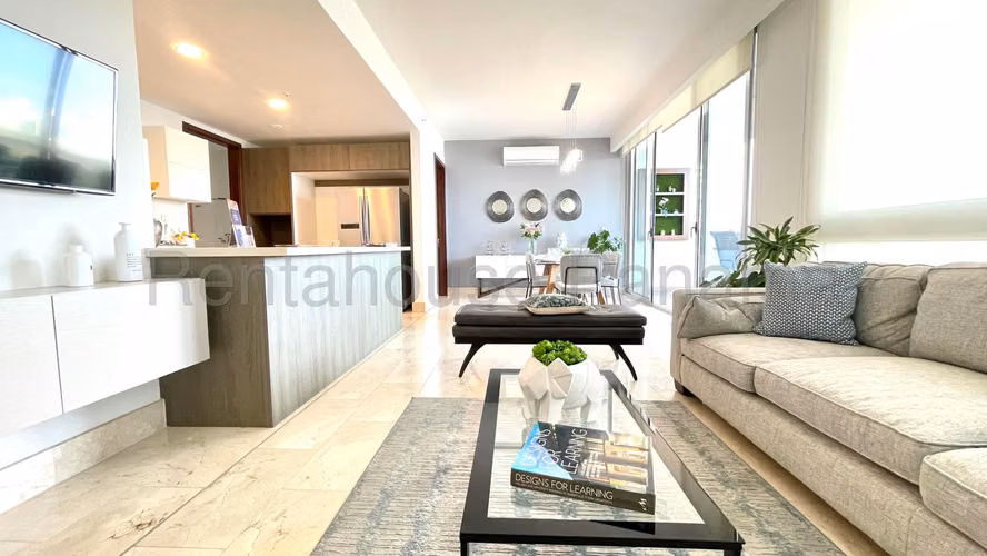Lujoso Apartamento en Venta en Coco del Mar 27*224Mfk