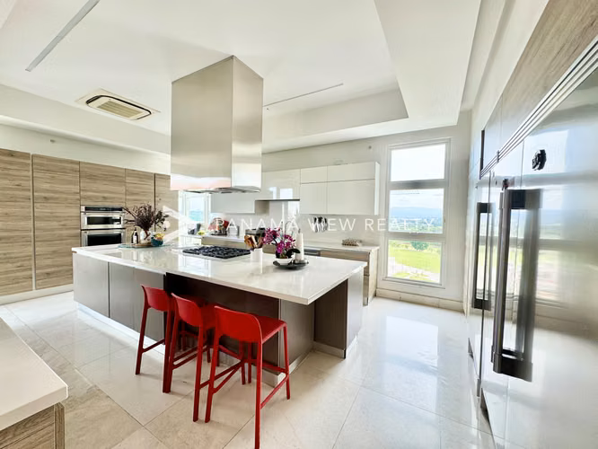 LA LOMA PENTHOUSE - SANTA MARIA