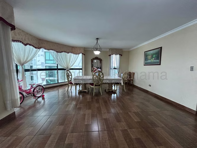 Se Vende Apartamento en Edison Park DPA27-1004