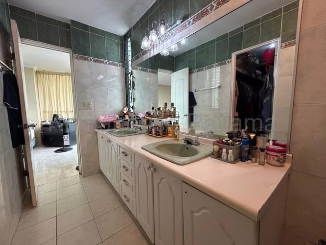 Se Vende Apartamento en Edison Park DPA27-1004