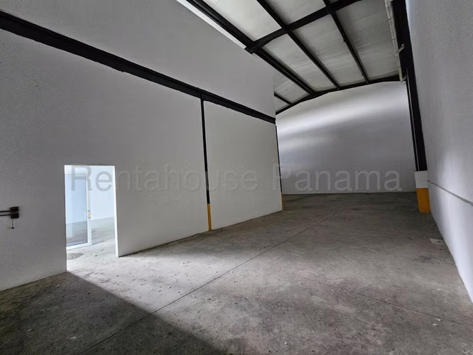 ALQUILER DE GALERA EN PACORA  - PARQUE INDUSTRIAL - Imagen 3