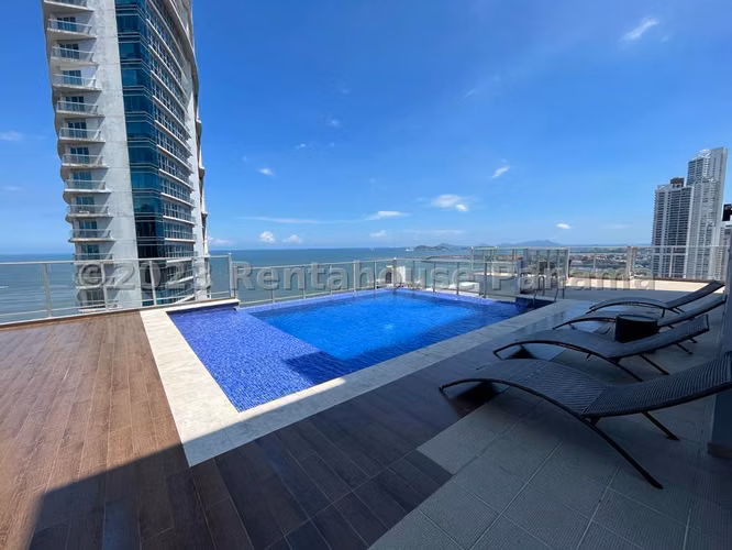 Se Alquila Apartamento en Avenida Balboa DPA27-1118