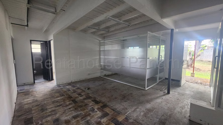 ALQUILER DE TERRENO EN LOS ANGELES  - Casa Avenida Arcangel - Imagen 2