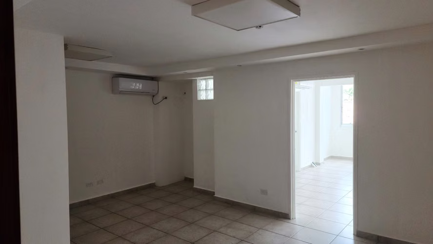 ALQUILER OFICINA CALLE 50