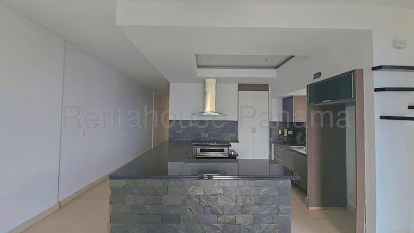 Hermoso Apartamento en Venta en Avenida Balboa 27PPM1035