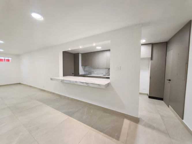 House in San Francisco Two levels and renovated