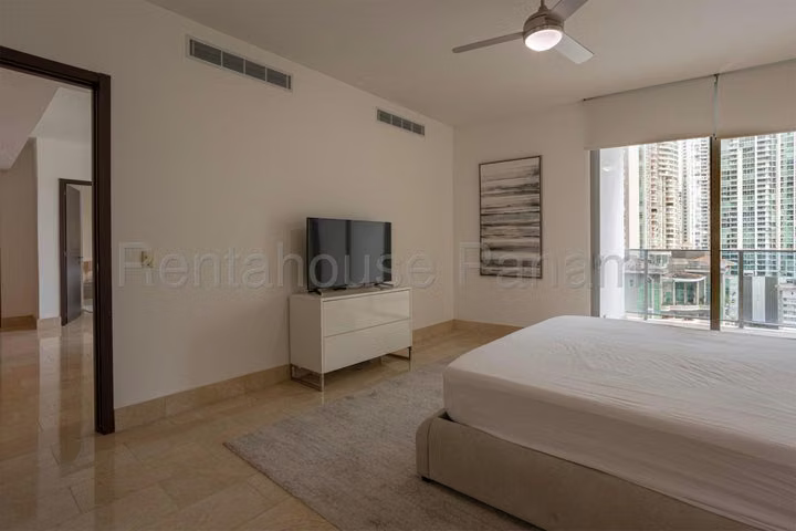 Apartamento  listo para Habitar en Venta en Punta Pacífica 27PPM993 - Imagen 17