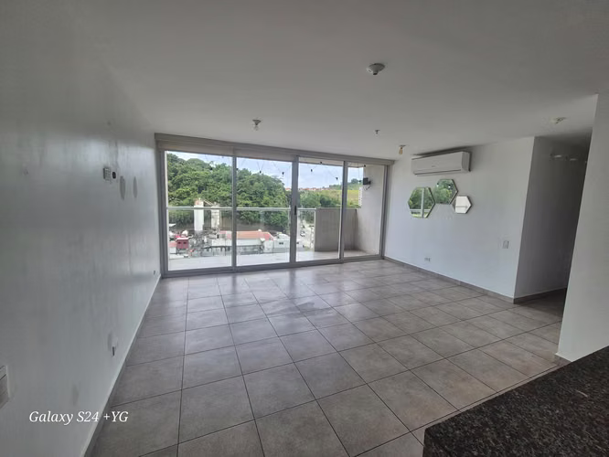 VENTA DE APARTAMENTO EN PH HACIENDA GOLF