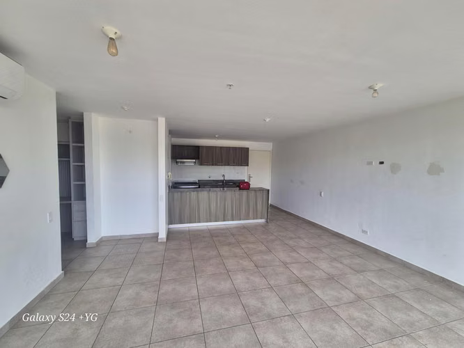VENTA DE APARTAMENTO EN PH HACIENDA GOLF