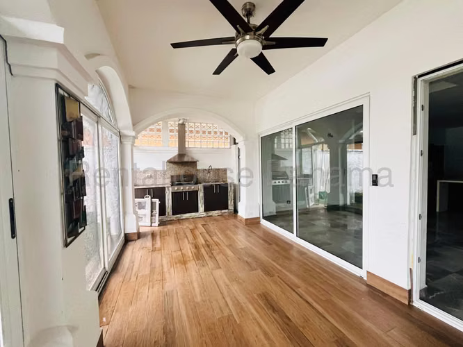 Venta Casa Sunset Coast en Costa Sur - YD - Imagen 3