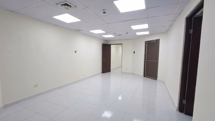 VENTA DE OFICINA WORLD TRADE CENTER - Imagen 7