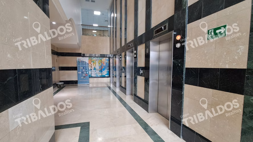 VENTA DE OFICINA WORLD TRADE CENTER - Imagen 10