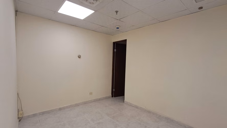 VENTA DE OFICINA WORLD TRADE CENTER