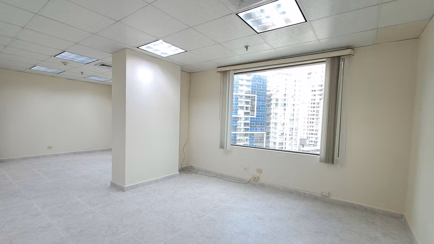 VENTA DE OFICINA WORLD TRADE CENTER