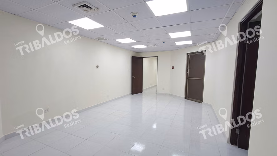 VENTA DE OFICINA WORLD TRADE CENTER - Imagen 7