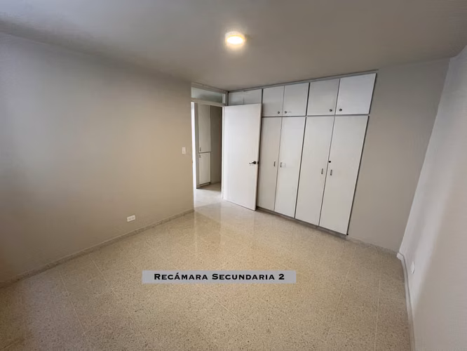 Venta de Apartamento en Edificio Torre del Sol, Bella Vista - Imagen 9