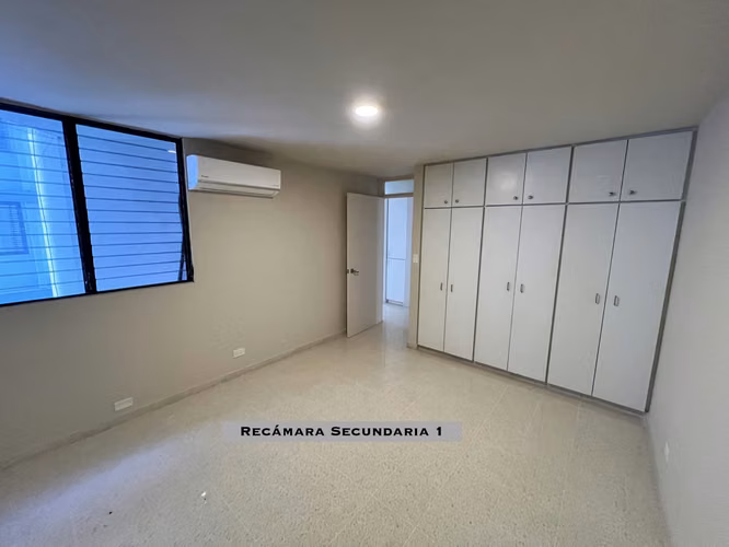 Venta de Apartamento en Edificio Torre del Sol, Bella Vista - Imagen 7