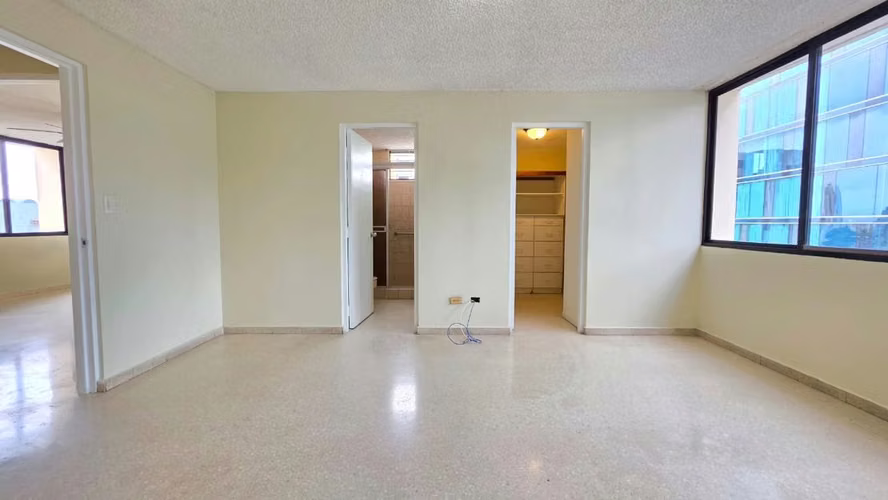 Oportunidad de Adquirir un Apartamento Céntrico Obarrio PH Mónaco - Imagen 4