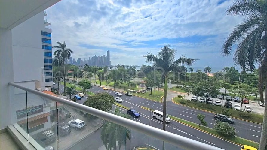 Venta de Apartamento en Avenida Balboa Ph Rivage EC - Imagen 5