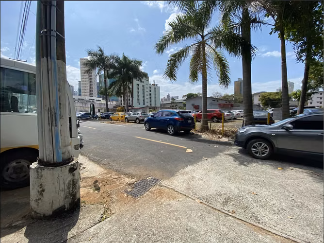 Venta de Galera en Via Brasil Casa Comercial - Imagen 3