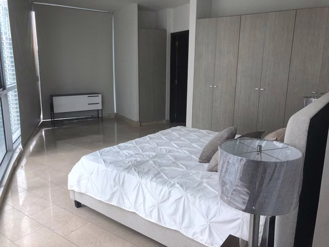 Apartamento en venta PH Grand Tower Punta Pacífica