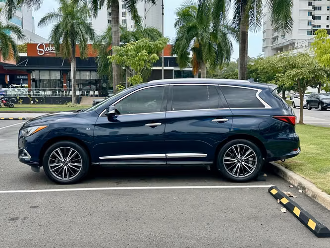 SE VENDE INFINITI QX60
