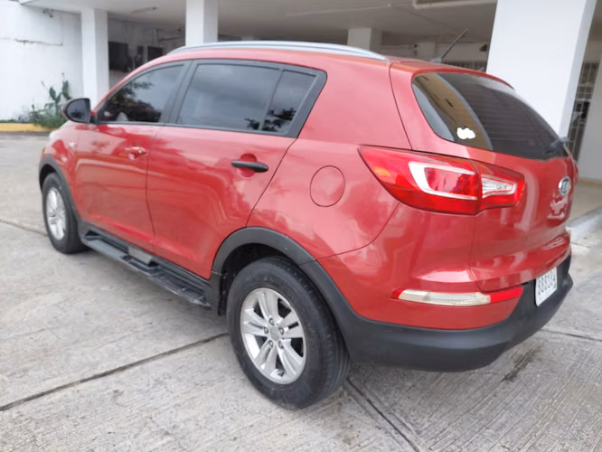 KIA SPORTAGE 2013 MANUAL - Imagen 6