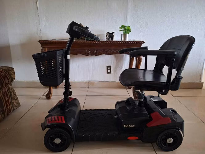 Silla de ruedas eléctrica – Excelente estado y funcional - Imagen 2