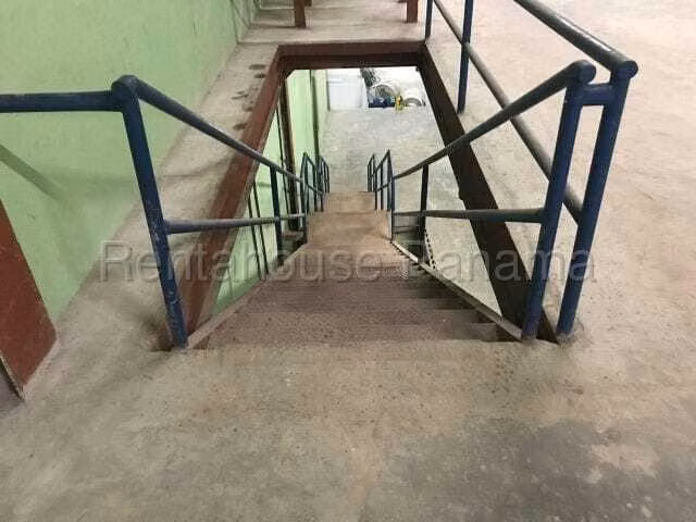 Galera  en Alquiler en Colon JG - Imagen 5