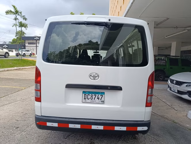 TOYOTA HIACE 2021 - Imagen 5