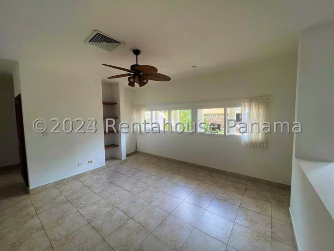 Venta de Casa en Panama Pacifico Tucan Country Club KF - Imagen 6