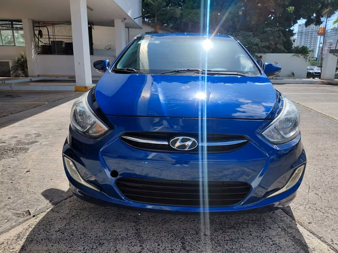 HYUNDAI ACCENT 2017 AUTOMATICO - Imagen 2