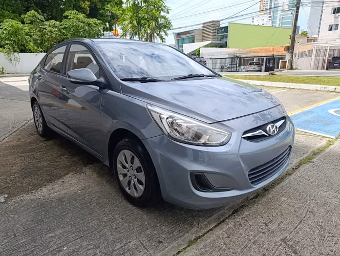HYUNDAI ACCENT 2019 AUTOMATICO - Imagen 3