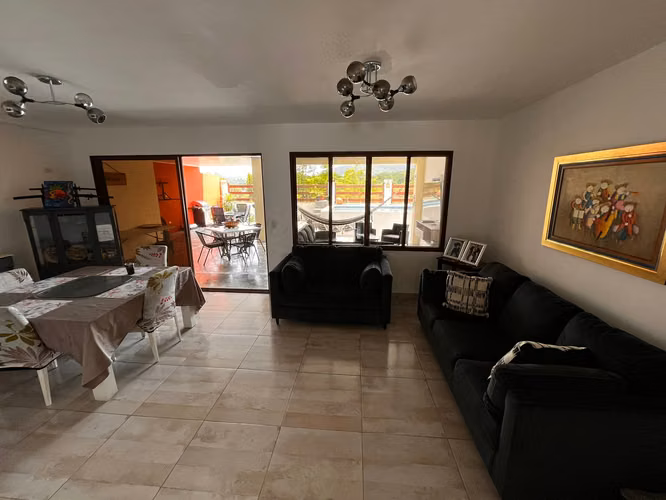 SE VENDE CASA LAS CUMBRES MIRADOR DEL LAGO  3 HABITACIONES PISCINA - Imagen 3
