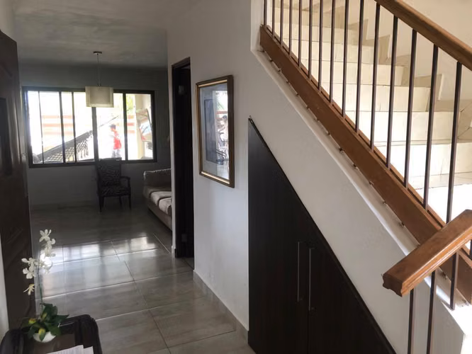 SE VENDE CASA LAS CUMBRES MIRADOR DEL LAGO  3 HABITACIONES PISCINA - Imagen 7