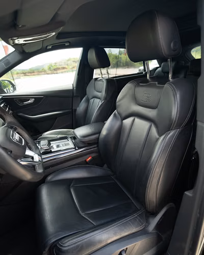 2023 Audi Q8 55 TFSI Quattro S Line - Imagen 9