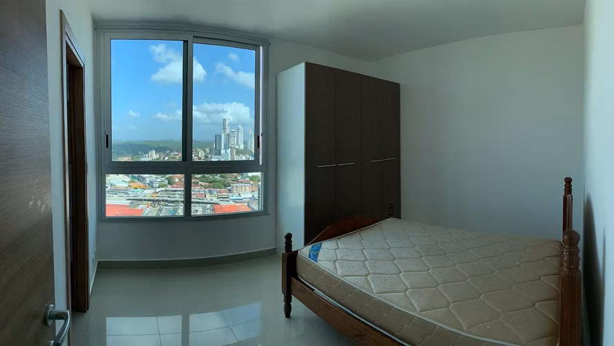 Se alquila Apt amoblado de 3 recámaras, 2 baños, 1 parking, balcón, CBE - Imagen 8