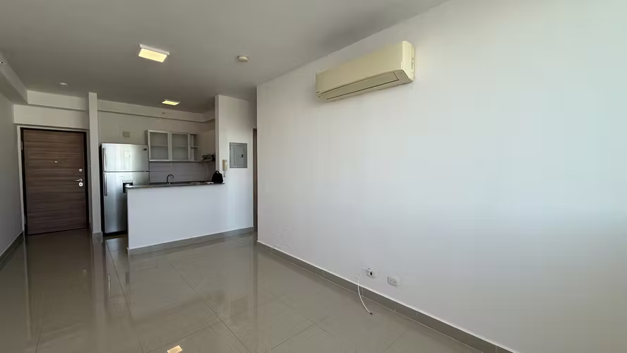 Se alquila Apt amoblado de 1recámaras, 1 baños, 1 parking.