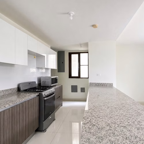 Exclusiva Residencia en Alquiler | PH Riverview, Costa Verde - Imagen 2