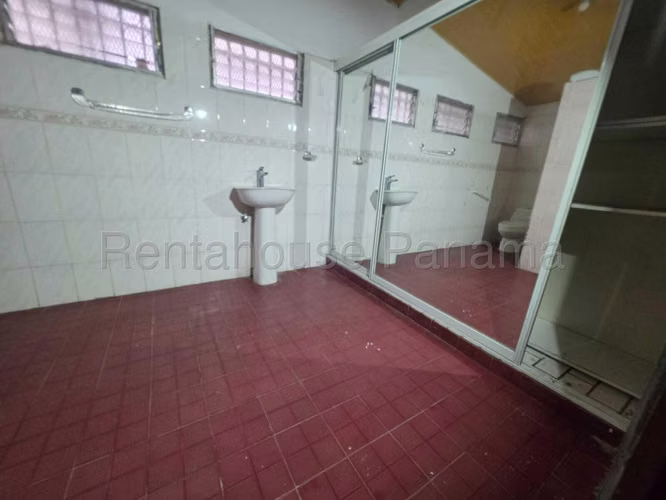 Casa en venta en Parque Lefevre  DY - Imagen 4