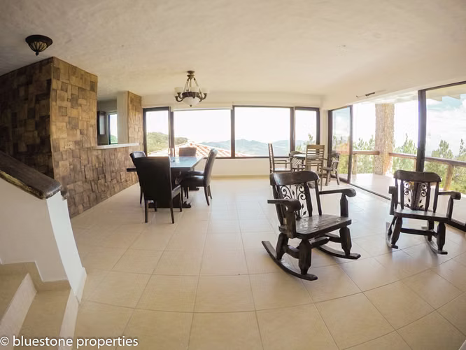 Altos del Maria - Casa de Campo - 3,915mts2 de terreno - 400,000 - Imagen 13