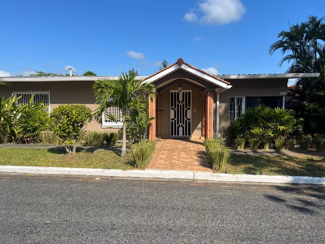 Vendo casa en Villa Zaíta cerca a la estacion del metro Villa Zaita - Imagen 11
