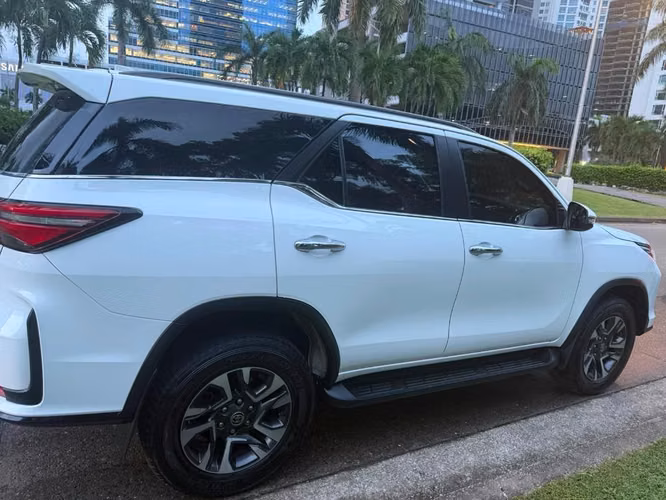 Toyota Fortuner