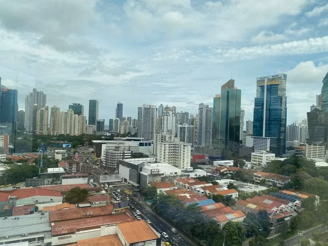 Venta de Oficina o Local Comercial en Vía Brasil PH City Mall - LH - Imagen 14