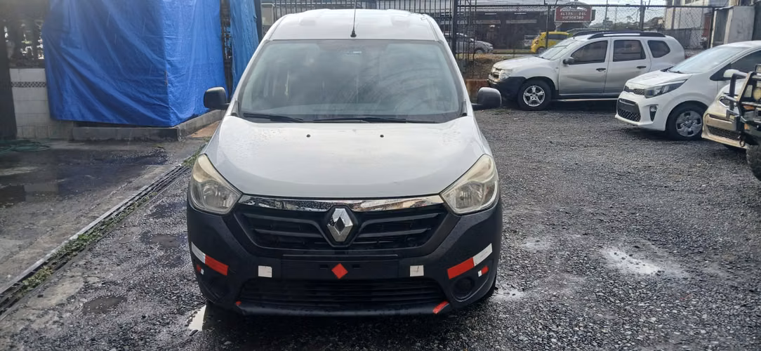 RENAULT DOKKER 2017 B/.4,500 - Imagen 2