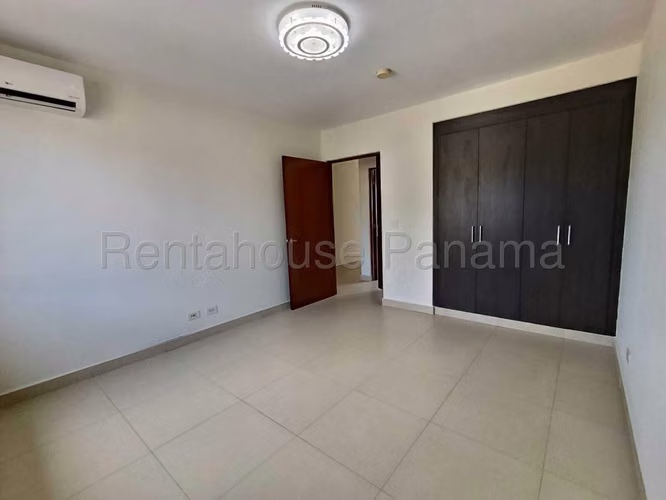 Alquiler de Casa en Panama Pacifico