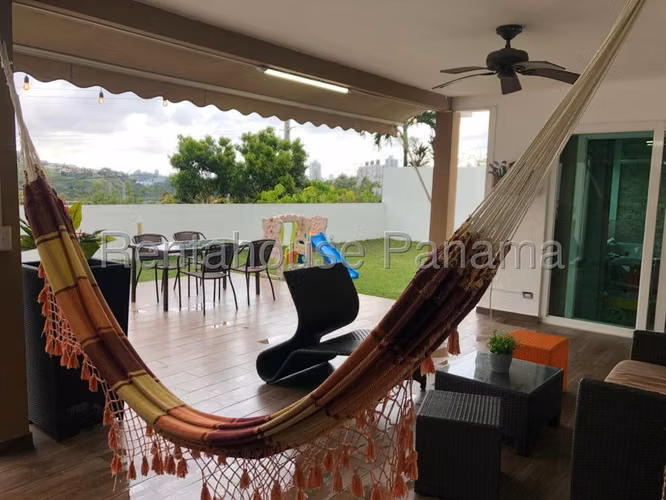 Venta de Casa en Altos de Panama - Imagen 13