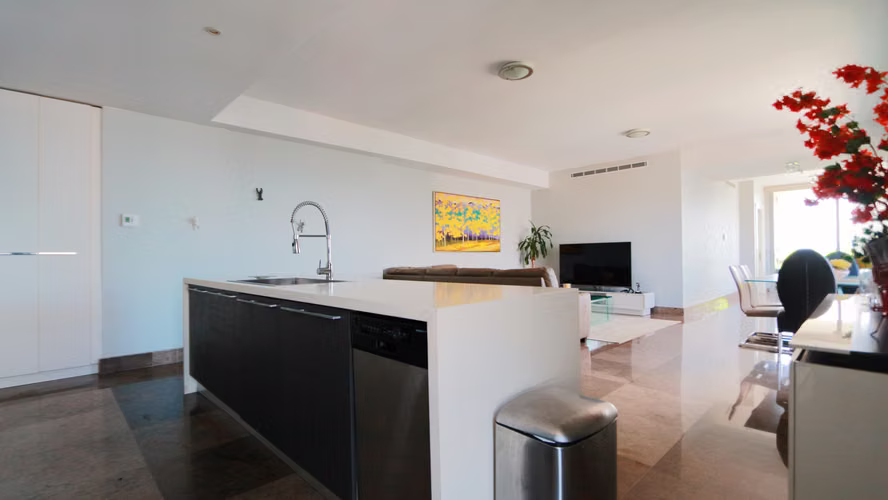 Apartamento en Alquiler - PH Yoo - Avenida Balboa - Vista al Mar