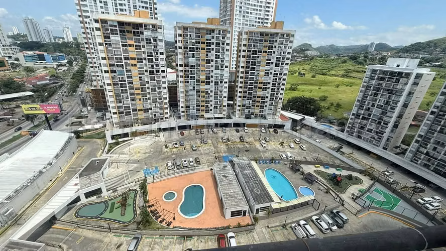 Se Vende Apartamento en Ricardo J Alfaro LA27-1115 - Imagen 2