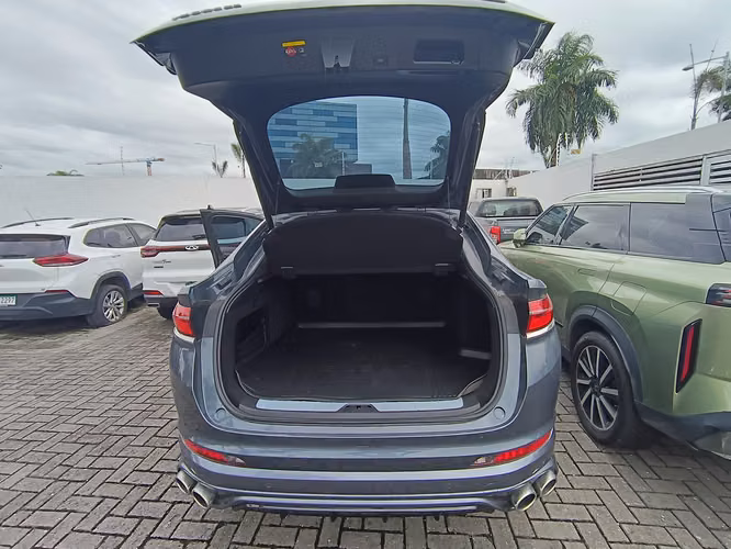 AUTOS REPOSEIDOS